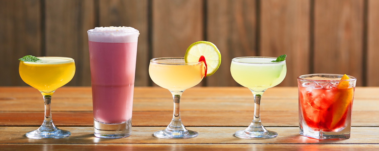 Corner Hotel Bar & kitchen Corner Hotel